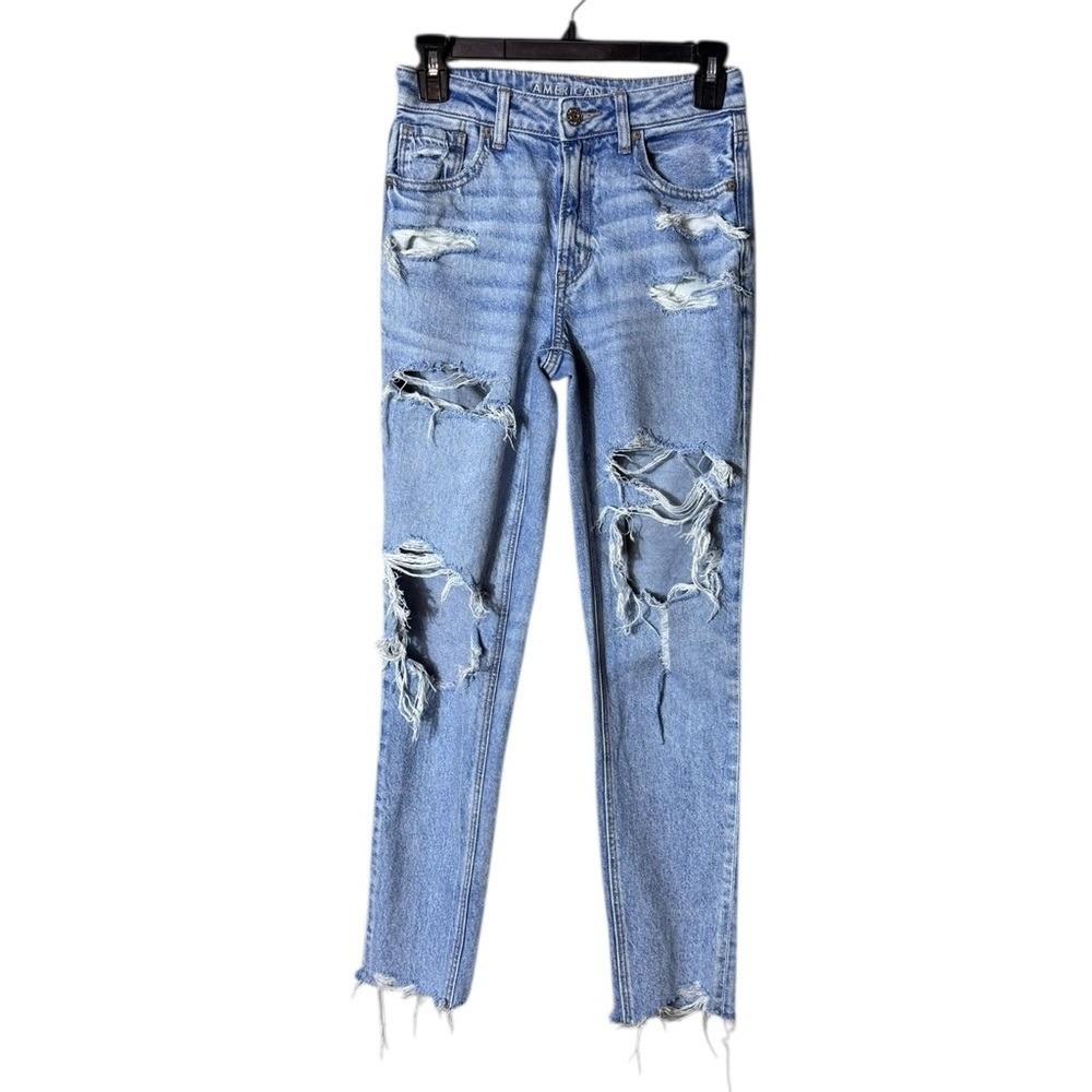 American Eagle Womens Strigid Mom Jeans Size 00 Baggy Faded‎ Capsule Distressed